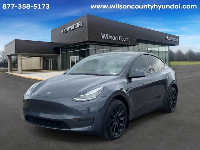 Used 2023 Tesla Model Y Long Range AWD/4WD image 1