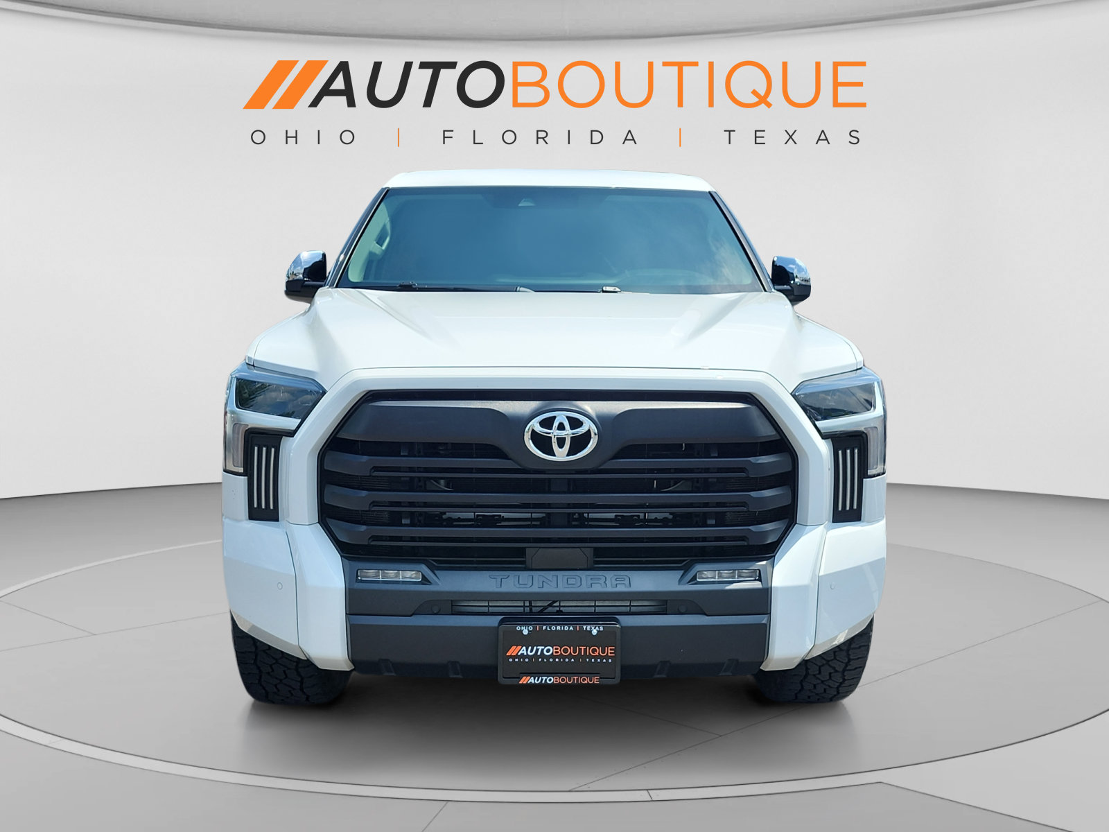 Used 2023 Toyota Tundra SR5 w/ SR5 Convenience Package AWD/4WD image 8