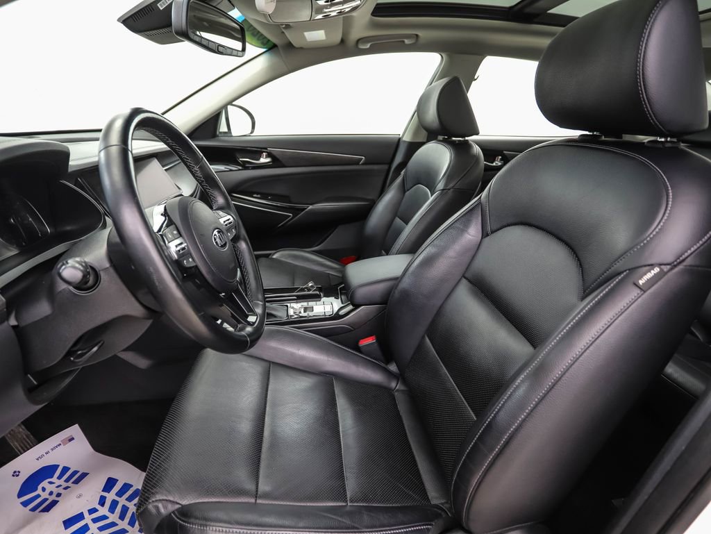 Used 2020 Kia Cadenza Technology image 11