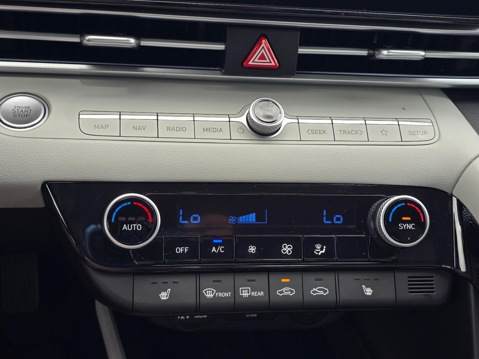 New 2026 Hyundai Elantra Limited FWD image 19