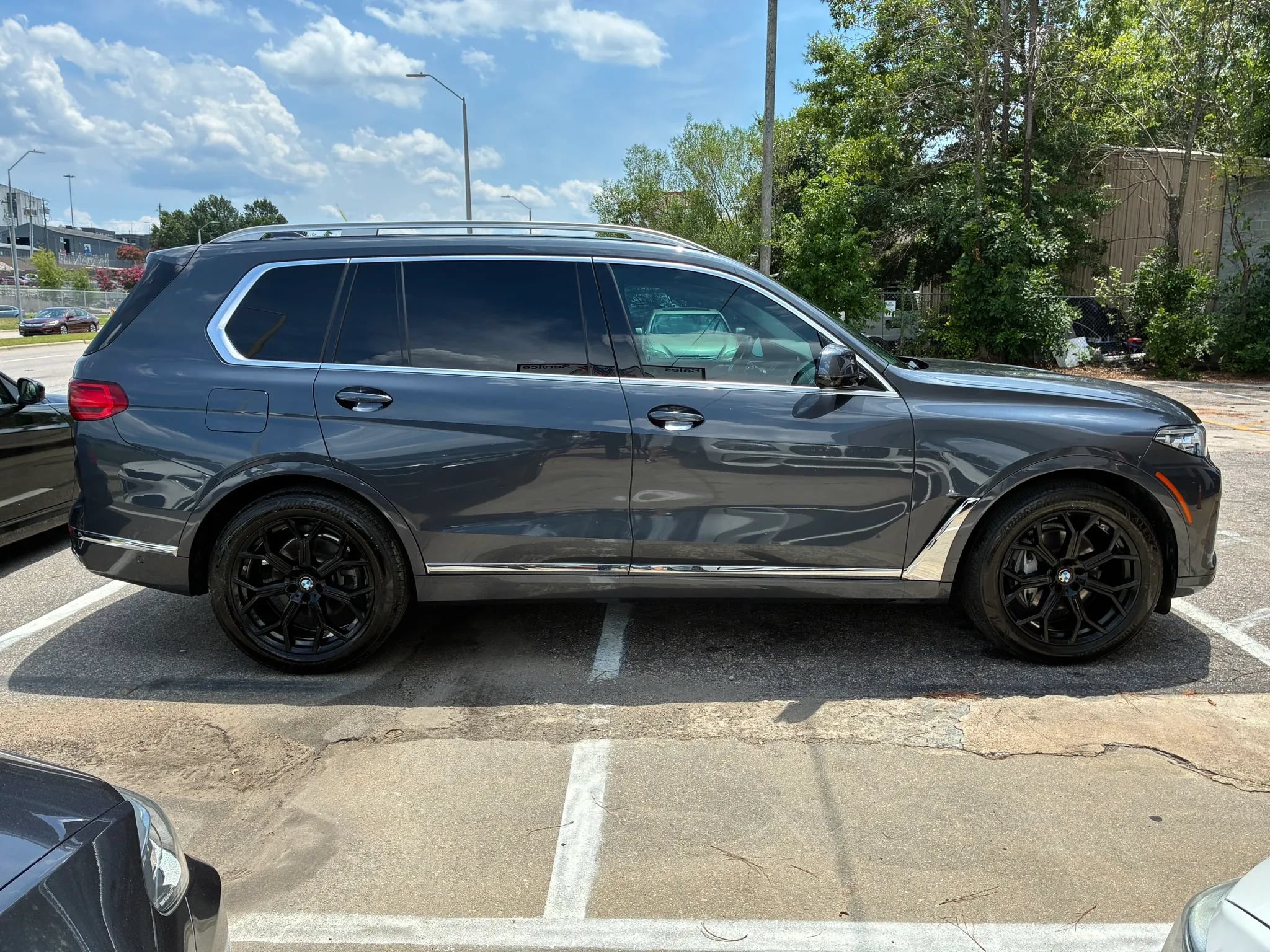 Used 2020 BMW X7 xDrive40i w/ Premium Package AWD/4WD image 8