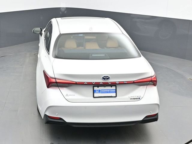 Used 2020 Toyota Avalon Limited w/ Advanced Safety Package FWD image 38