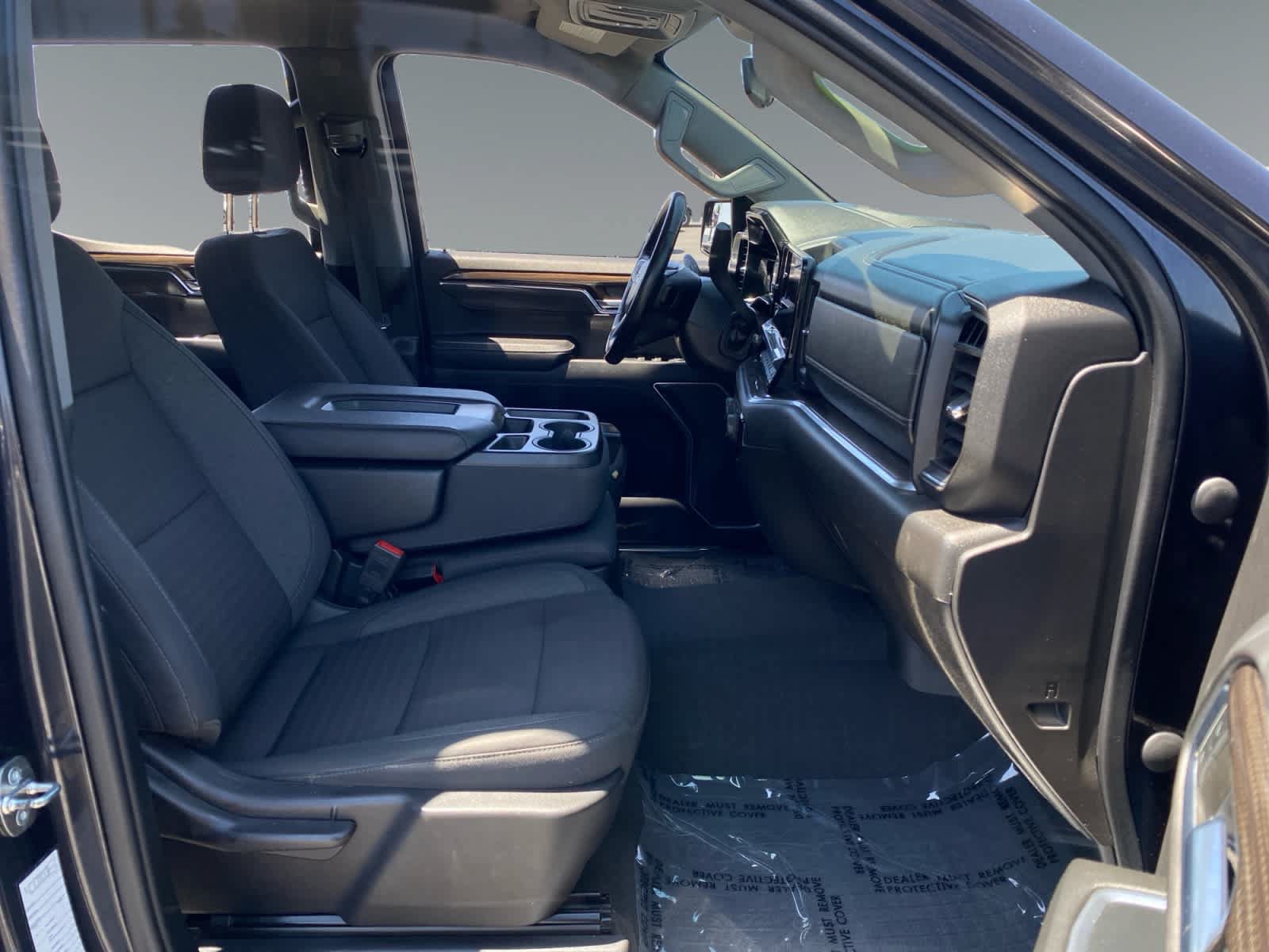Used 2023 Chevrolet Silverado 1500 LT w/ Protection Package AWD/4WD image 15