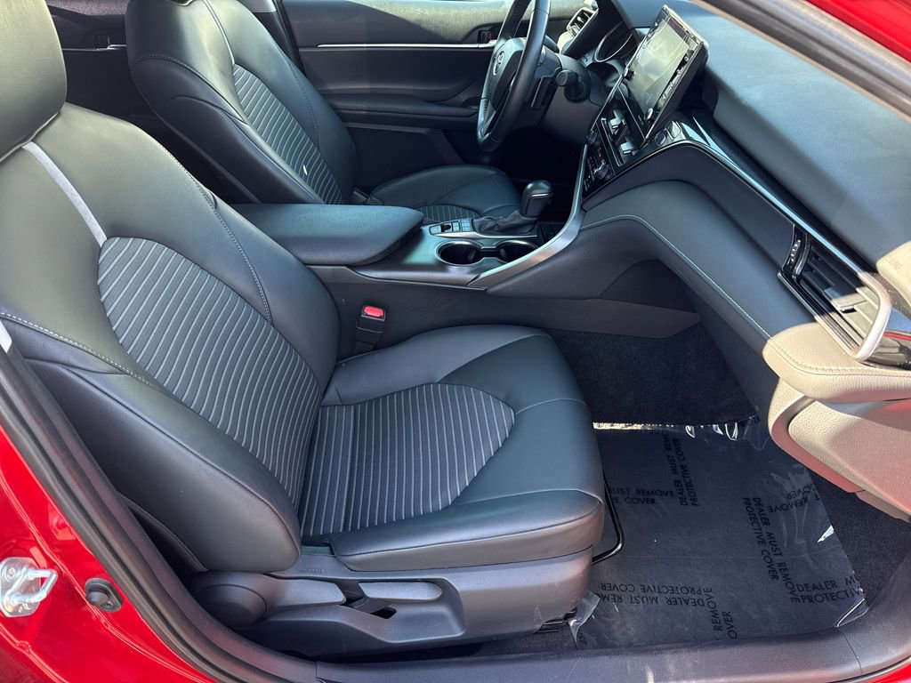 Used 2024 Toyota Camry SE w/ Audio Upgrade Package image 12