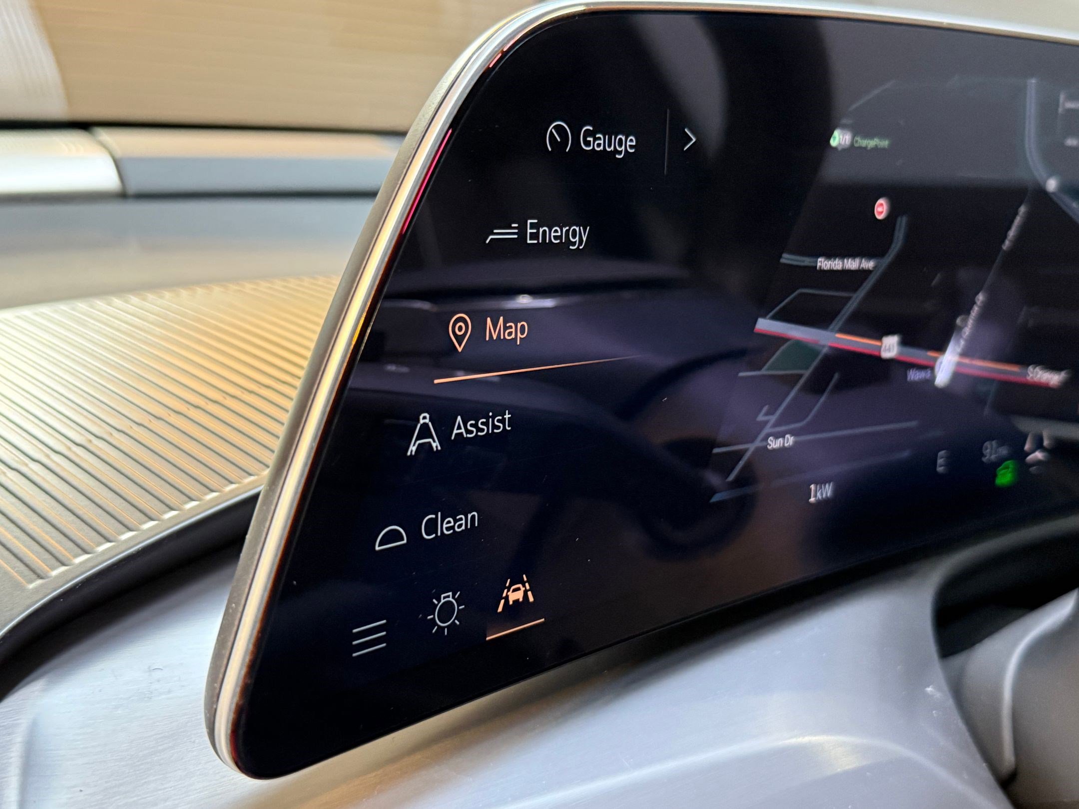 New 2026 Cadillac Vistiq Sport w/ LPO, Floor Liner Package image 29