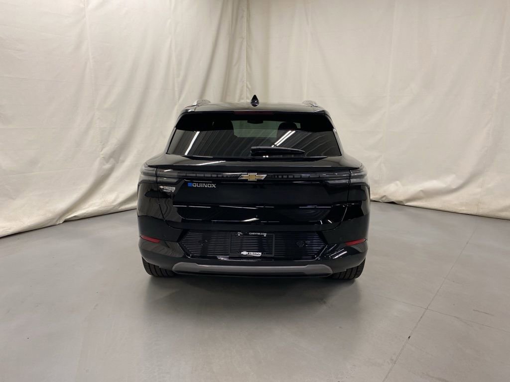 Used 2024 Chevrolet Equinox EV LT w/ Active Safety Package 3 image 7