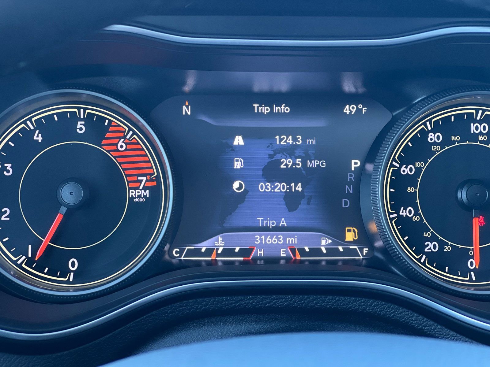 Used 2022 Jeep Cherokee Latitude Lux w/ Sun & Sound Group image 27