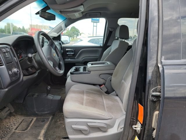 Used 2018 Chevrolet Silverado 1500 Custom w/ Custom Value Package AWD/4WD image 10