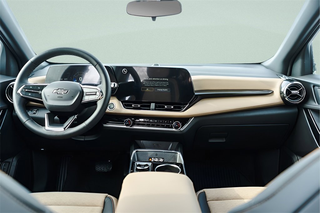 New 2026 Chevrolet Equinox ACTIV w/ Convenience Package III image 8