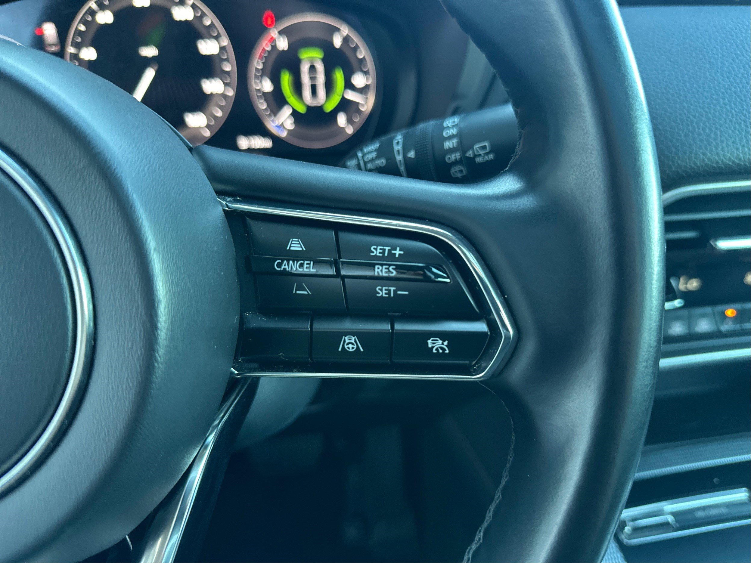 Used 2025 MAZDA CX-90 3.3 Turbo w/ Premium Sport Pkg image 36