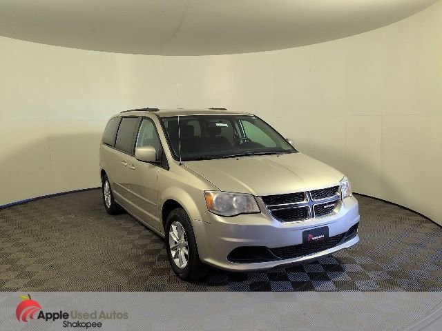 Used 2016 Dodge Grand Caravan SXT FWD image 1