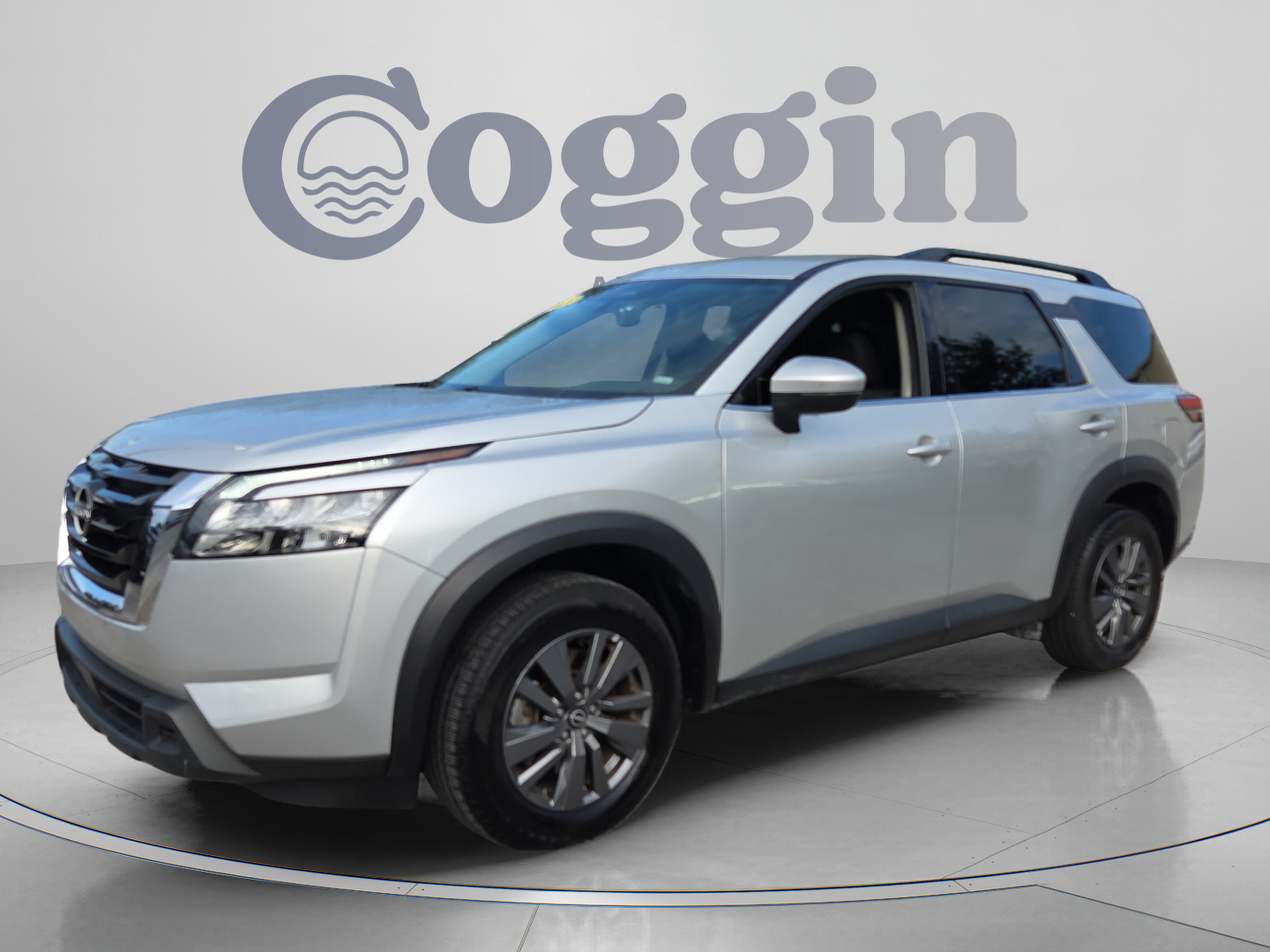 Used 2025 Nissan Pathfinder SV