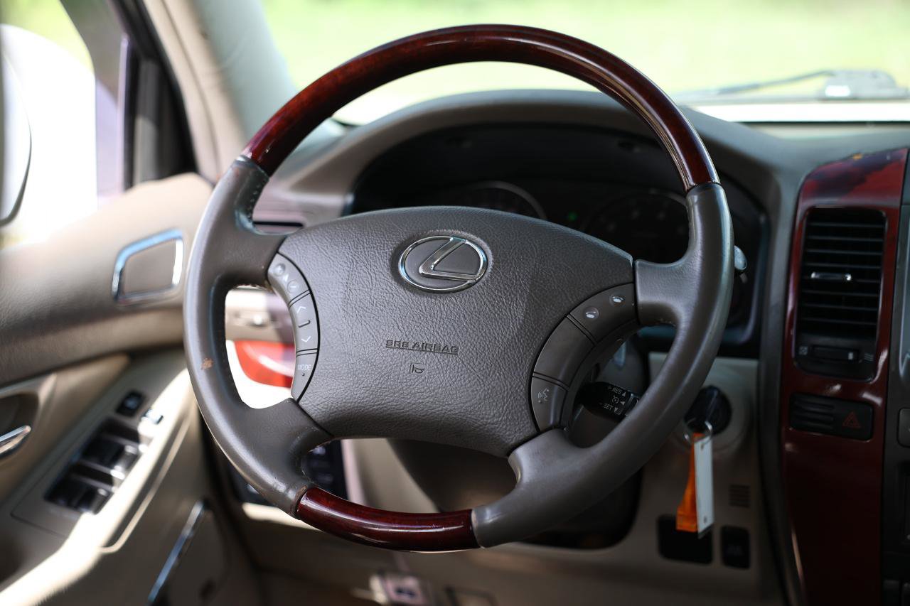 Used 2009 Lexus GX 470 AWD/4WD image 28