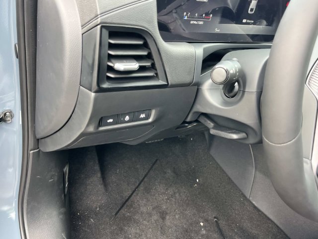New 2026 Nissan Sentra SR w/ SR Premium Package FWD image 26