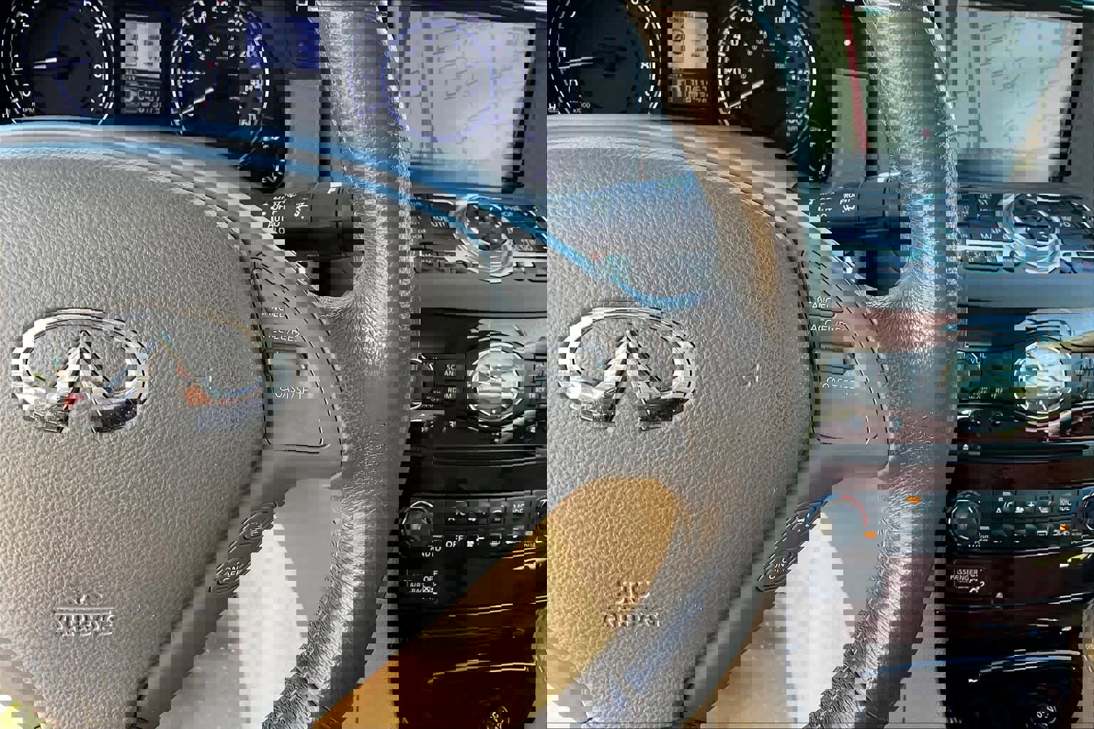 Used 2011 INFINITI G37 Sport w/ Premium Pkg image 23