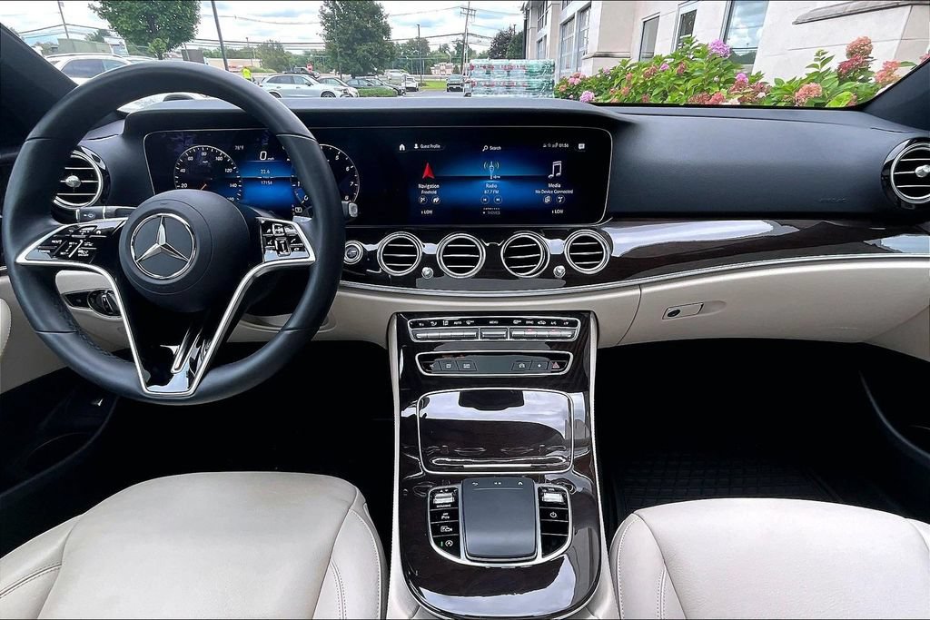 Used 2022 Mercedes-Benz E 350 4MATIC Sedan w/ Driver Assistance Package image 15