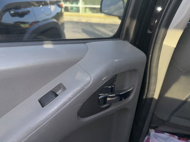 Used 2018 Nissan Frontier SV w/ Value Truck Package image 11