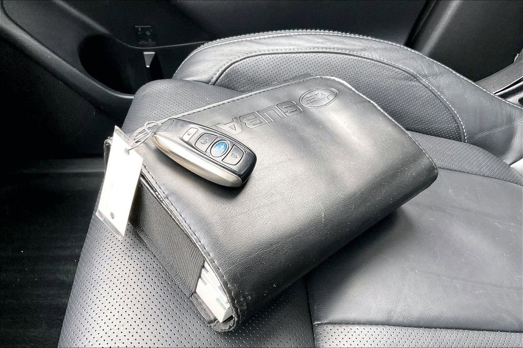 Used 2019 Subaru Ascent Limited w/ Popular Package #2 image 14