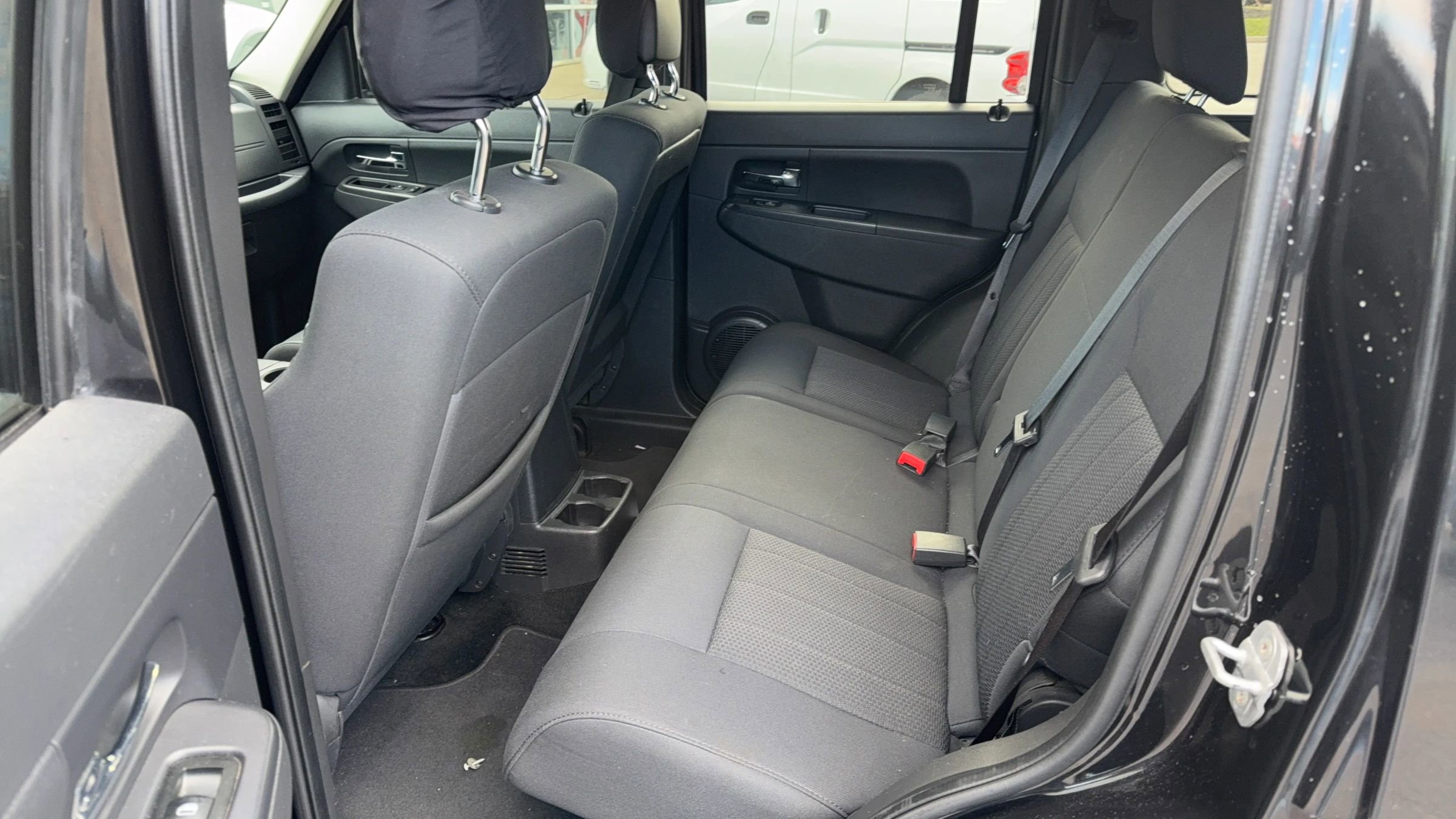 Used 2012 Jeep Liberty Sport w/ Driver Convenience Group image 12