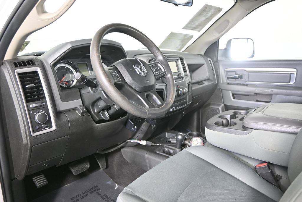 Used 2018 RAM 2500 Tradesman w/ Chrome Appearance Group image 23