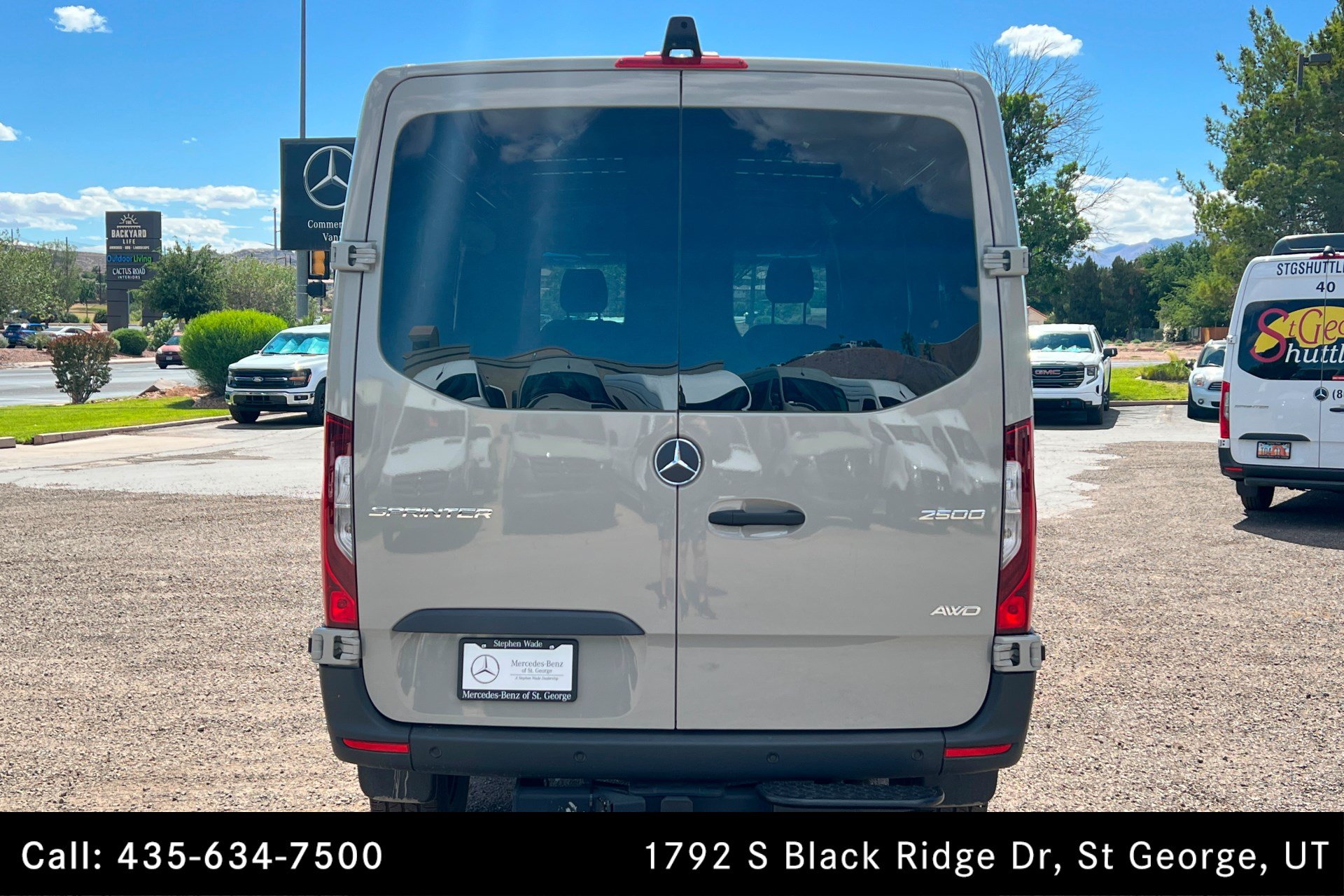 Used 2025 Mercedes-Benz Sprinter 2500 image 4