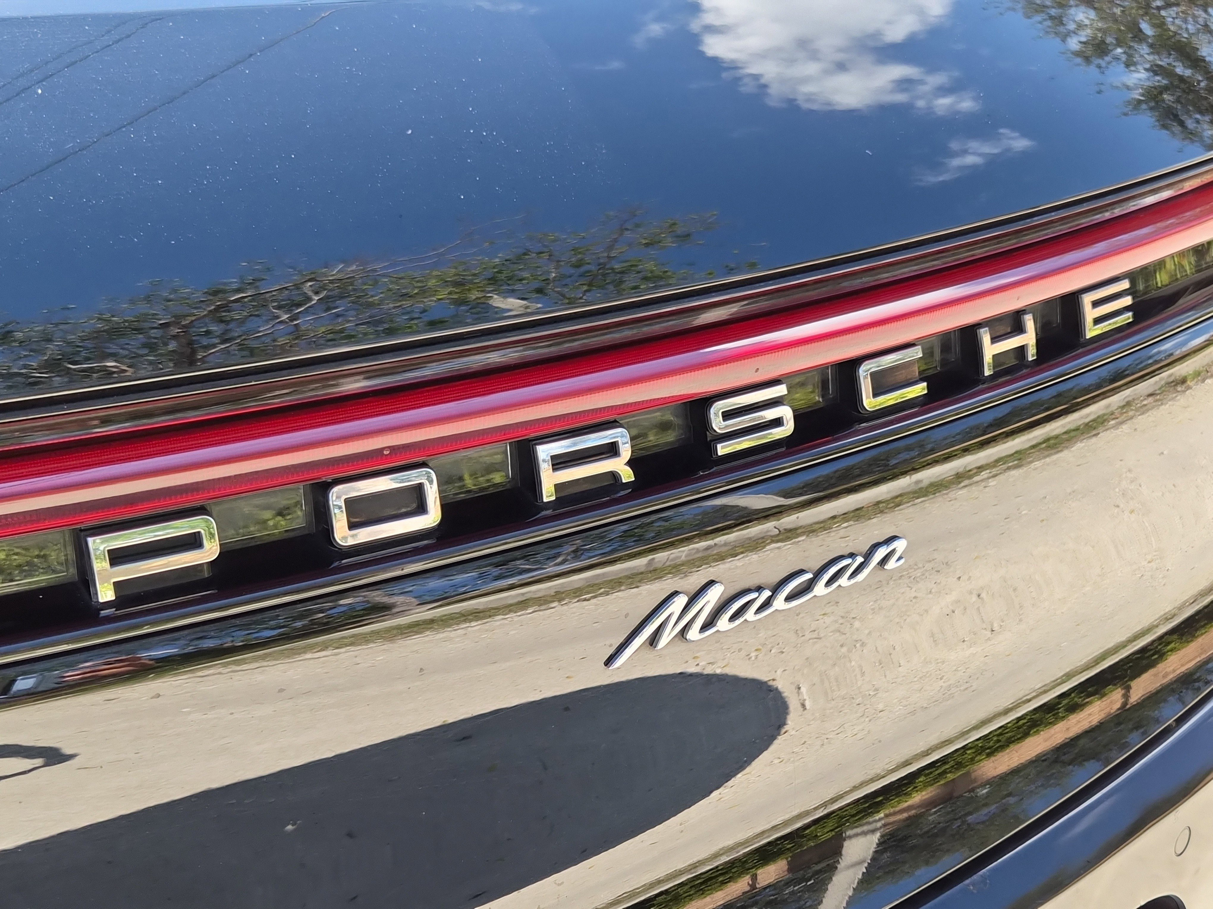 Used 2020 Porsche Macan image 7