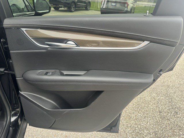 Used 2019 Cadillac XT5 Platinum AWD/4WD image 35