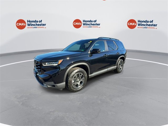 New 2025 Honda Pilot TrailSport image 4