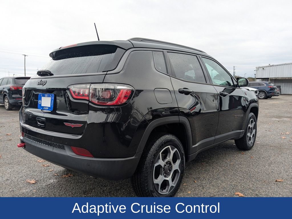 Used 2022 Jeep Compass Trailhawk image 4