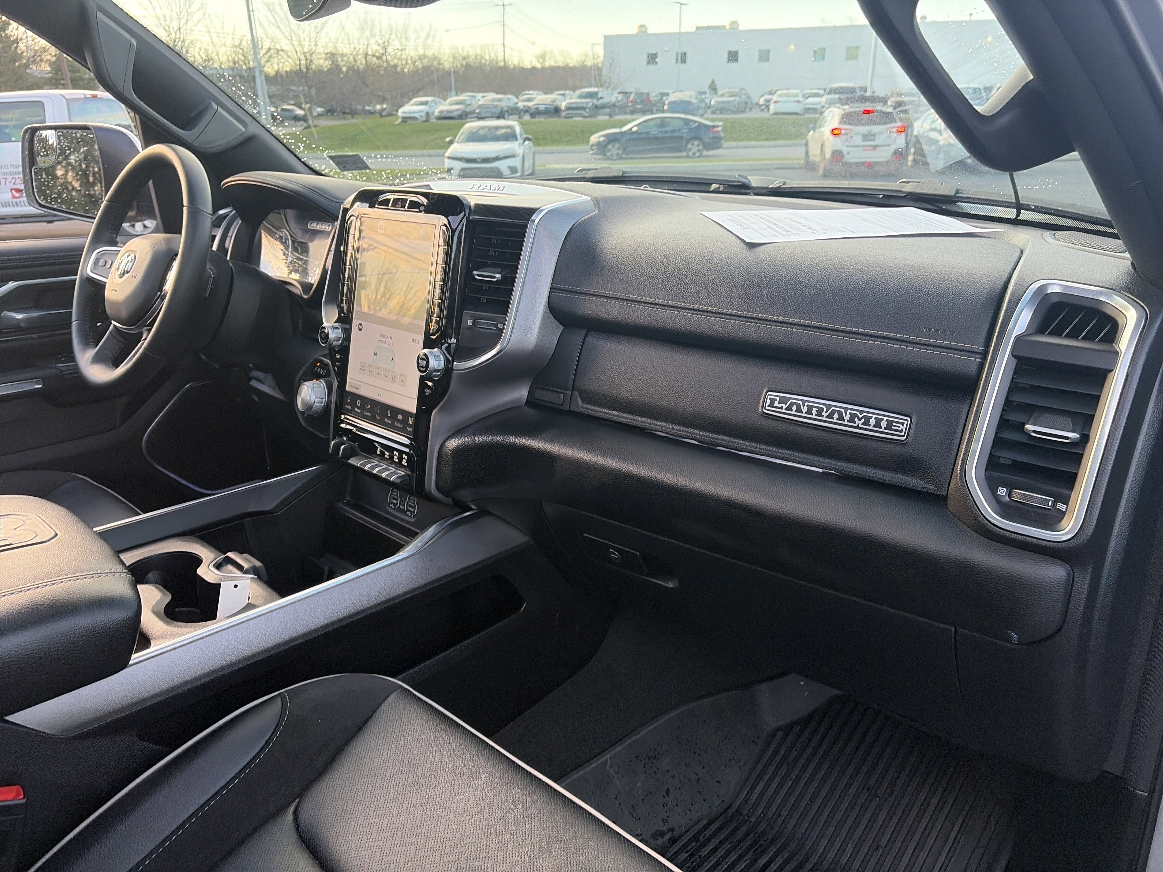 Used 2024 RAM 1500 Laramie image 39
