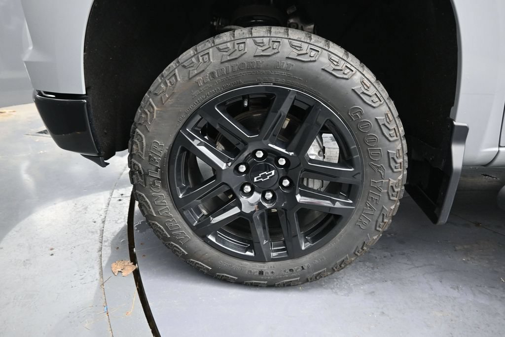 Used 2024 Chevrolet Silverado 1500 LT Trail Boss w/ LT Trail Boss Premium Package AWD/4WD image 14