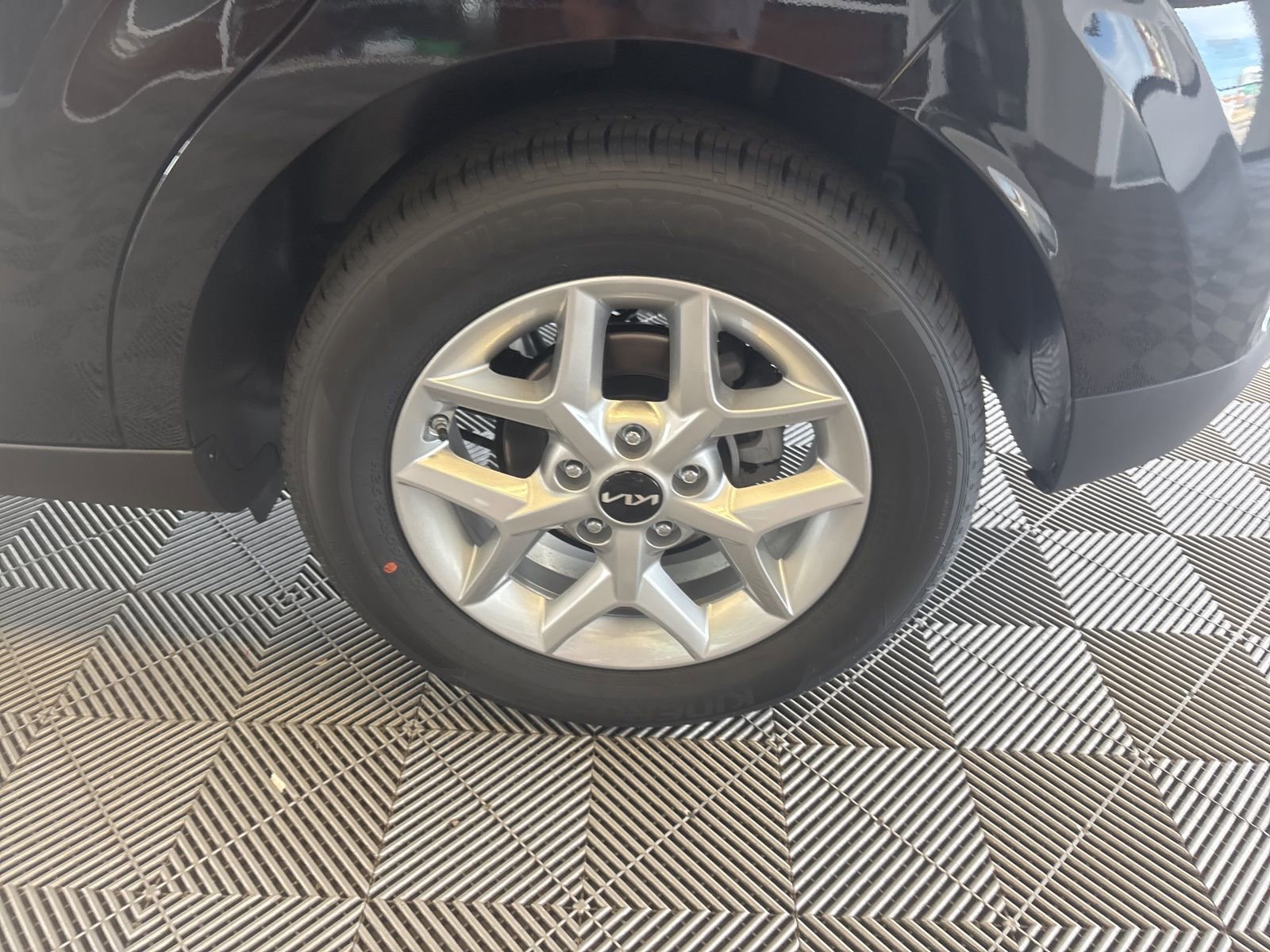 New 2025 Kia Soul S image 7