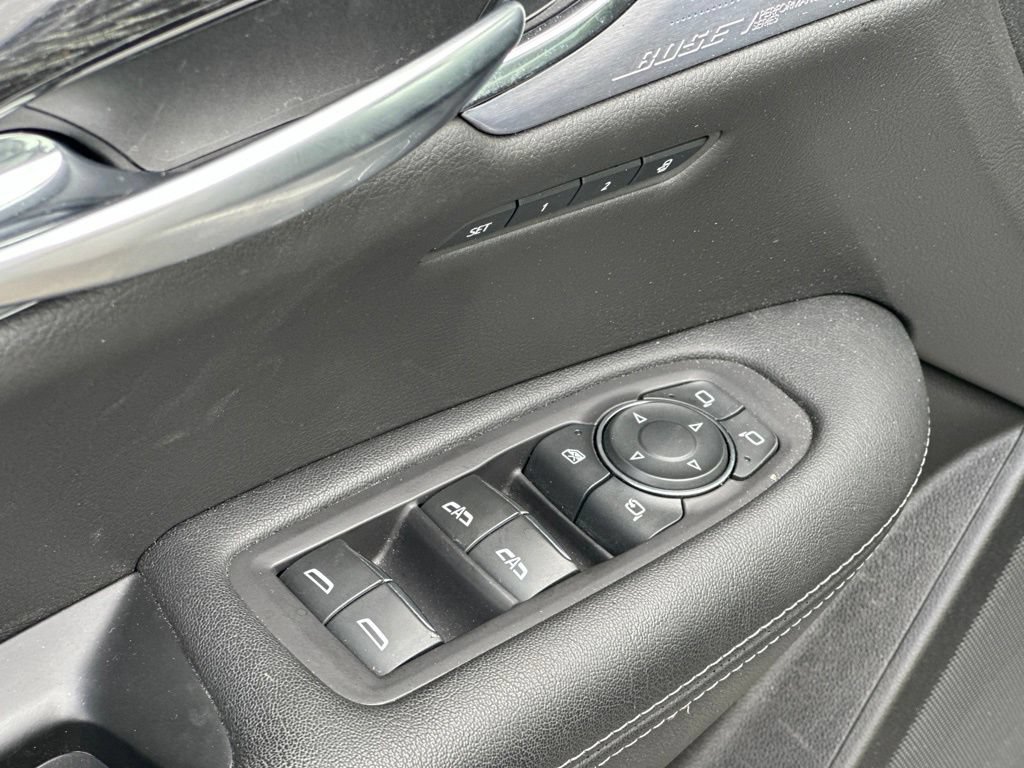 Used 2020 Cadillac XT5 Premium Luxury w/ LPO, Floor Liner Package AWD/4WD image 17