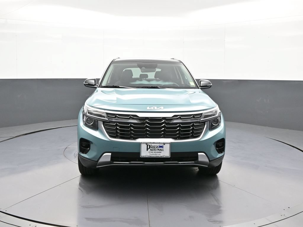 Certified 2025 Kia Seltos S AWD/4WD image 2