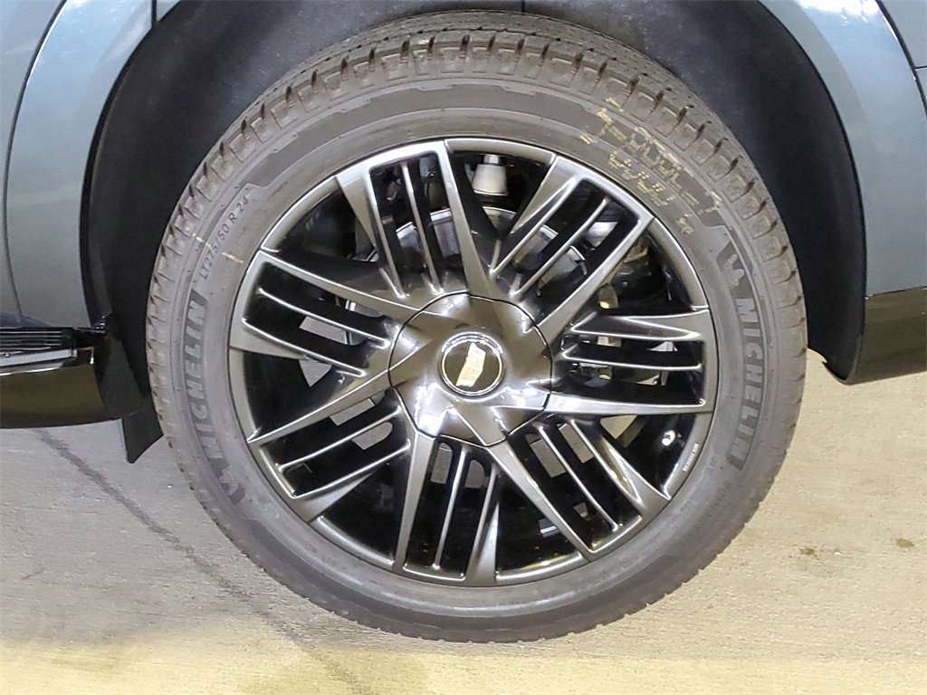 New 2026 Cadillac Escalade IQ Sport 1 w/ LPO, ONYX Package image 8