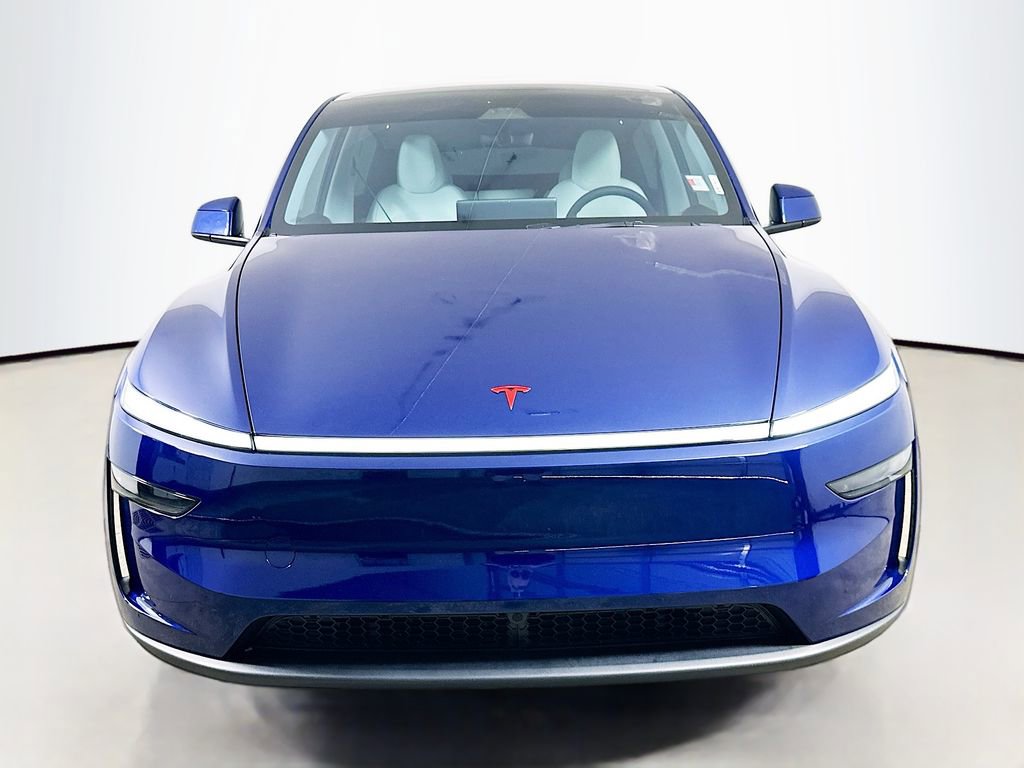 Used 2026 Tesla Model Y Long Range image 2