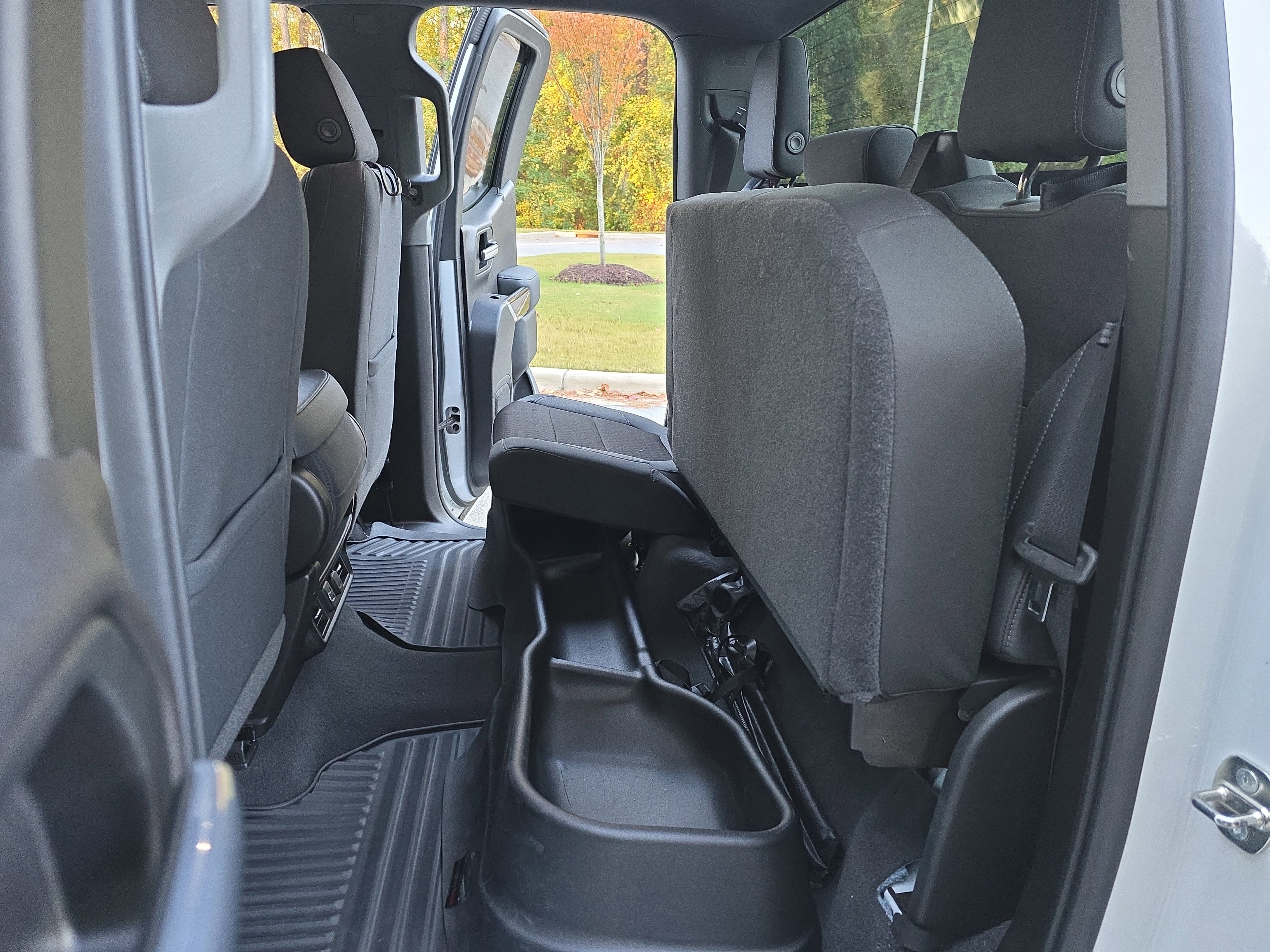 Used 2019 GMC Sierra 1500 Elevation w/ Elevation Value Package image 13