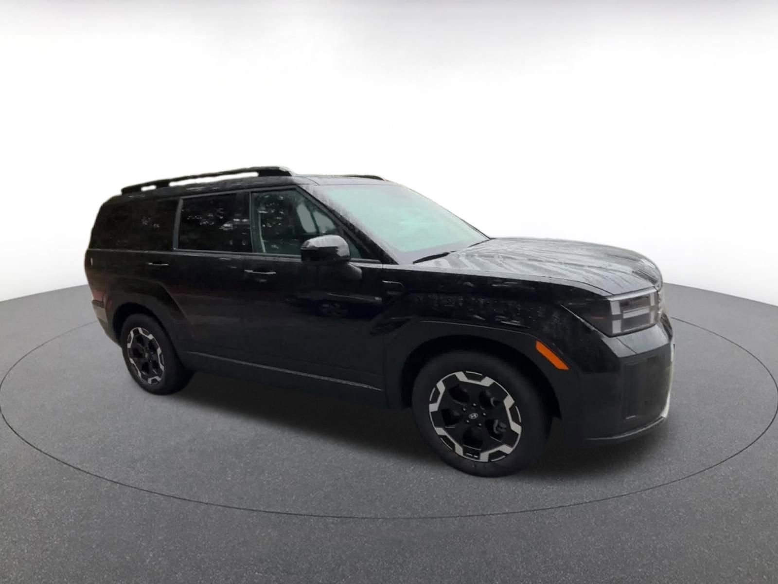 Used 2025 Hyundai Santa Fe SEL image 2