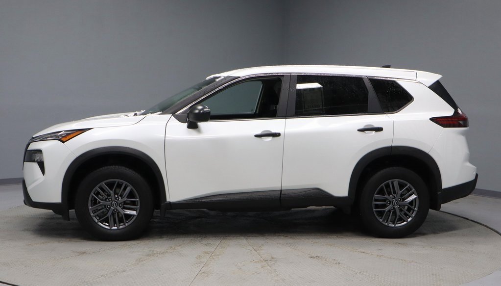 Certified 2024 Nissan Rogue S image 8