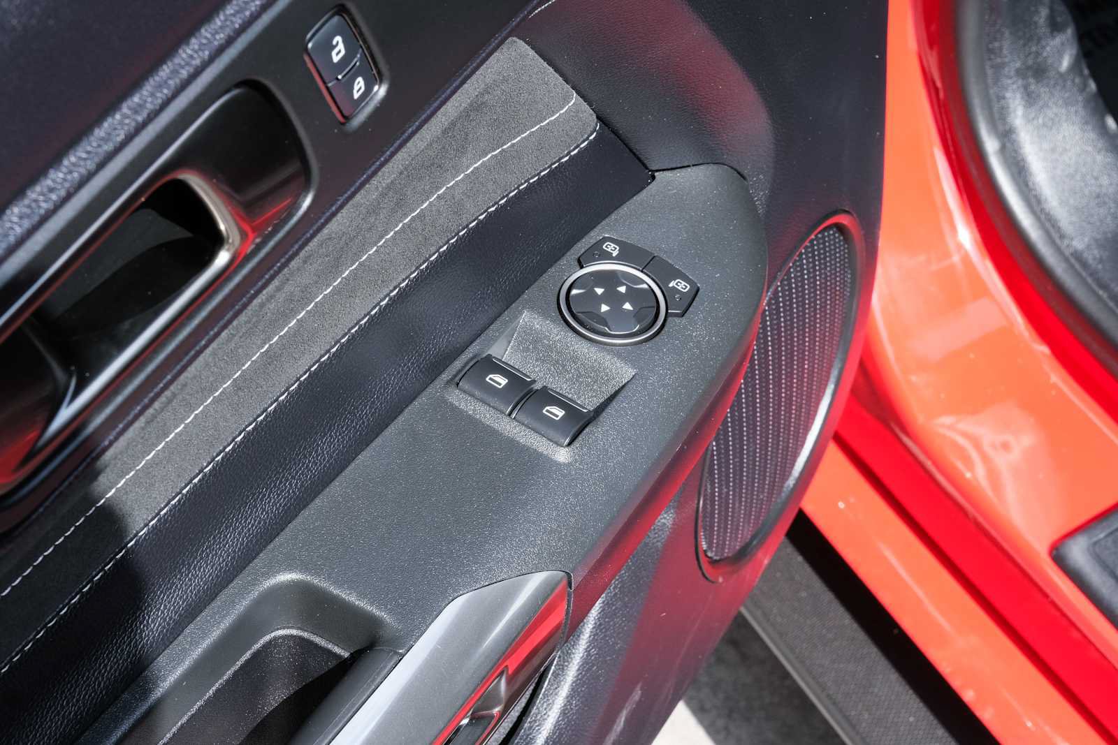 Used 2016 Ford Mustang Shelby GT350 w/ Technology Package RWD image 34