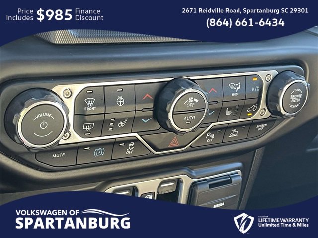 Used 2022 Jeep Wrangler Unlimited Sahara w/ Cold Weather Group image 27