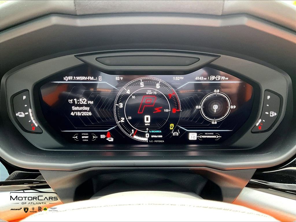 Used 2025 Lamborghini Urus SE AWD/4WD image 16