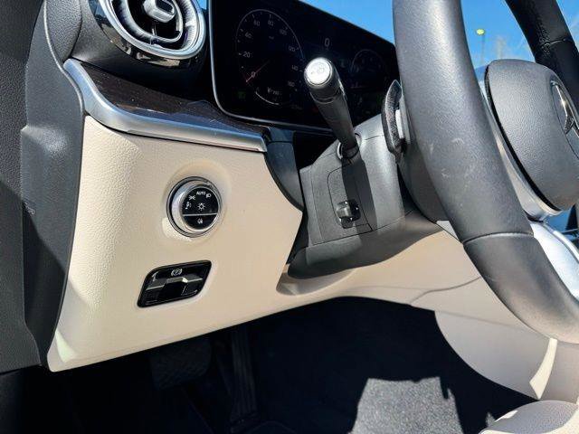 Certified 2025 Mercedes-Benz C 300 Sedan image 7