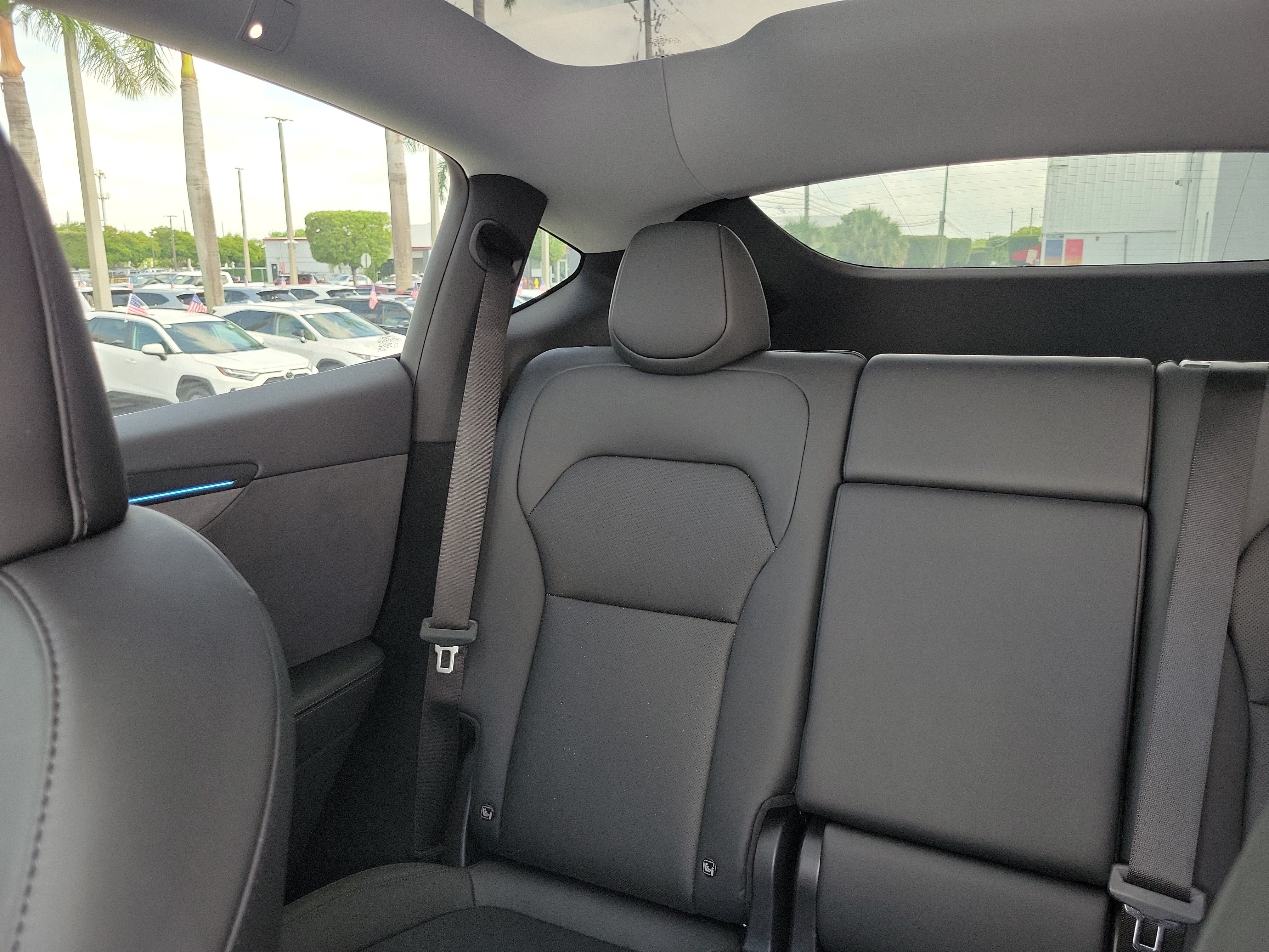 Used 2026 Tesla Model Y AWD image 19