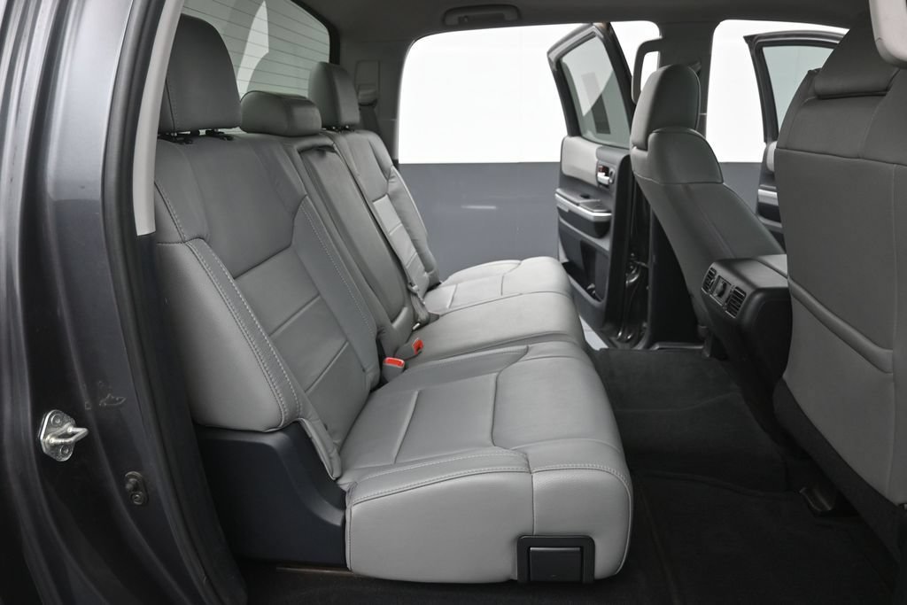 Used 2015 Toyota Tundra Limited RWD image 23