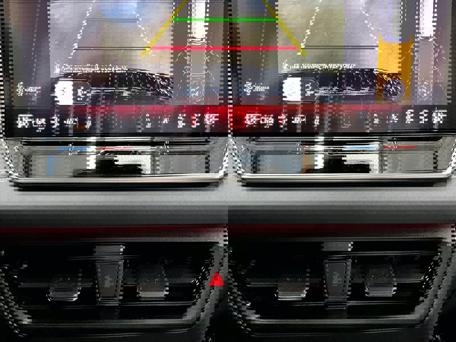 New 2026 Volkswagen Tiguan SE R-Line image 21