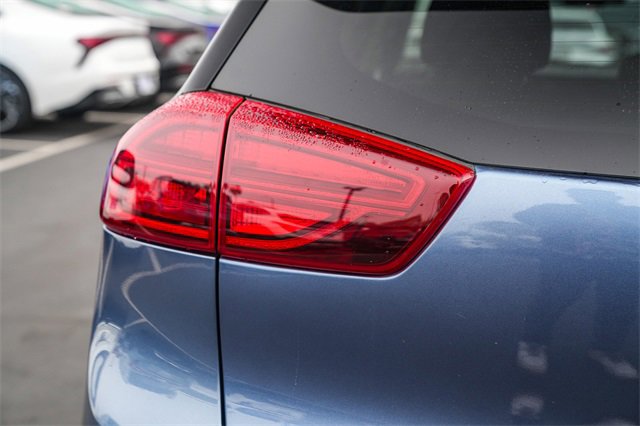 Certified 2022 Kia Niro EX Premium image 9