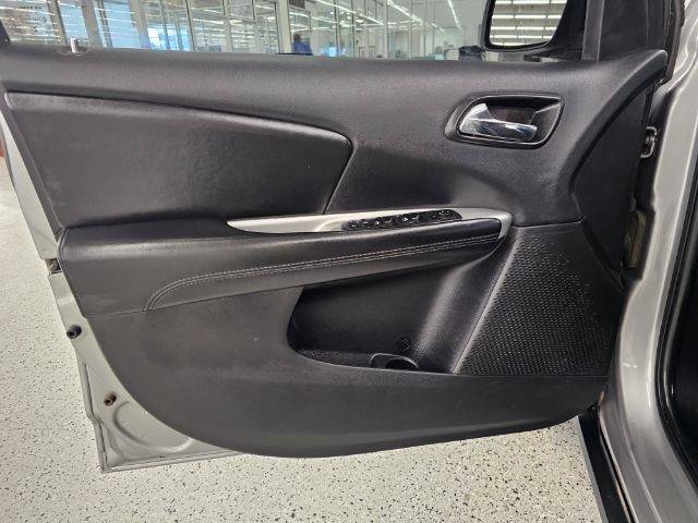 Used 2018 Dodge Journey SE w/ Connectivity Group image 26