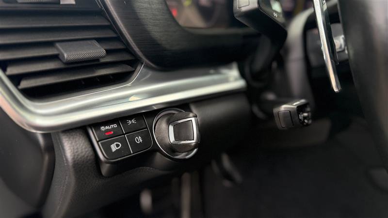 Used 2023 Porsche Panamera 4 Platinum Edition w/ Assistance Package image 14