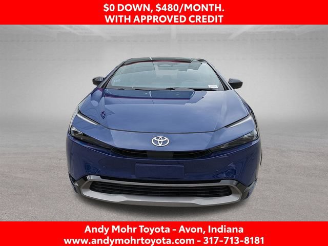 Used 2024 Toyota Prius XLE FWD image 3